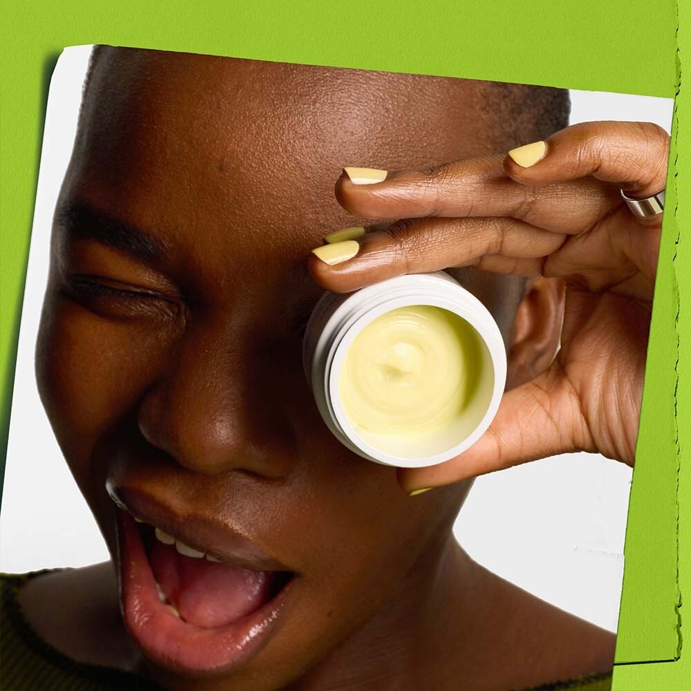CREAMY EYE TREATMENT WITH AVOCADO (CREMA PARA CONTORNO DE OJOS)